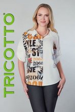 Load image into Gallery viewer, Tricotto - 480 - Detailed Front and Back Blouse - White
