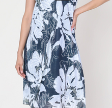 Load image into Gallery viewer, Cativa - 124153 - Sundress - Black/White Floral
