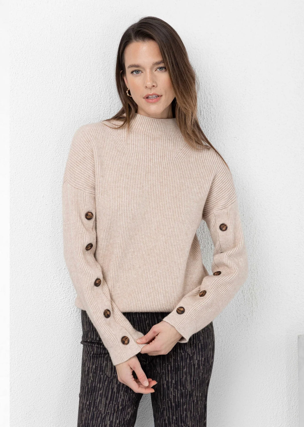 Lisette - 1056457 - Long Sleeve Sophie Sweater With Button Style - Beige