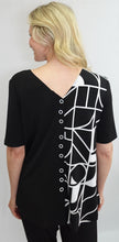Load image into Gallery viewer, Softworks - 202233 - Top - Black &amp; White
