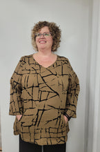 Load image into Gallery viewer, Habitat - 38415 - Button Back Tunic - Fawn

