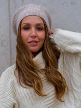 Load image into Gallery viewer, FRAAS - 647016-071 - Knitted Beret - Cashew
