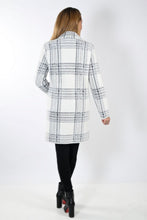 Load image into Gallery viewer, Frank Lyman - 3860 - Cardigan - Off White / Black
