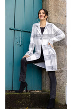 Load image into Gallery viewer, Frank Lyman - 3860 - Cardigan - Off White / Black
