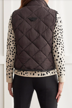 Load image into Gallery viewer, Tribal - 1499O - Quilted Vest - Black
