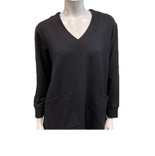 Load image into Gallery viewer, Gilmour - BtT-1131 - Bamboo French Terry V-Neck Two Pocket Tunic - Black
