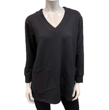 Load image into Gallery viewer, Gilmour - BtT-1131 - Bamboo French Terry V-Neck Two Pocket Tunic - Black
