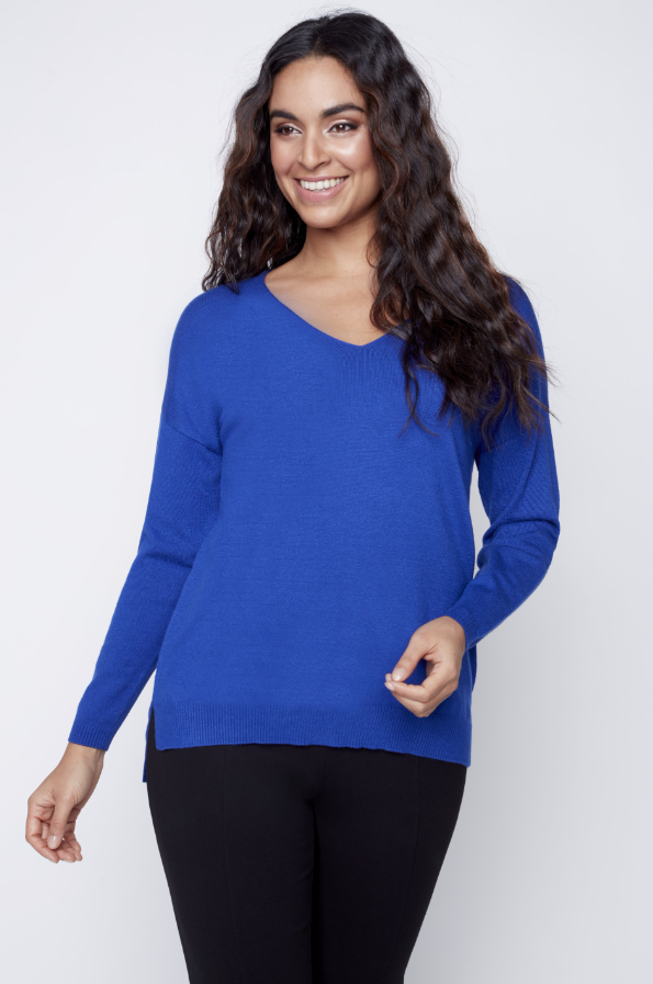 Claire Desjardins - 91267 - V-Neck Soft Sweater - Royal