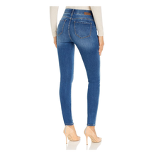 Load image into Gallery viewer, Jag Jeans -  Bryn - High Rise Skinny color weekender J2615581WEEK

