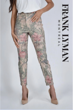 Load image into Gallery viewer, Frank Lyman - 226132U - Reversible Jeans
