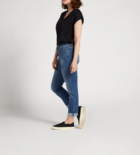 Load image into Gallery viewer, Jag Jeans - J2967SDK338 - Carter Girlfriend Ankle Jeans - Everton Blue
