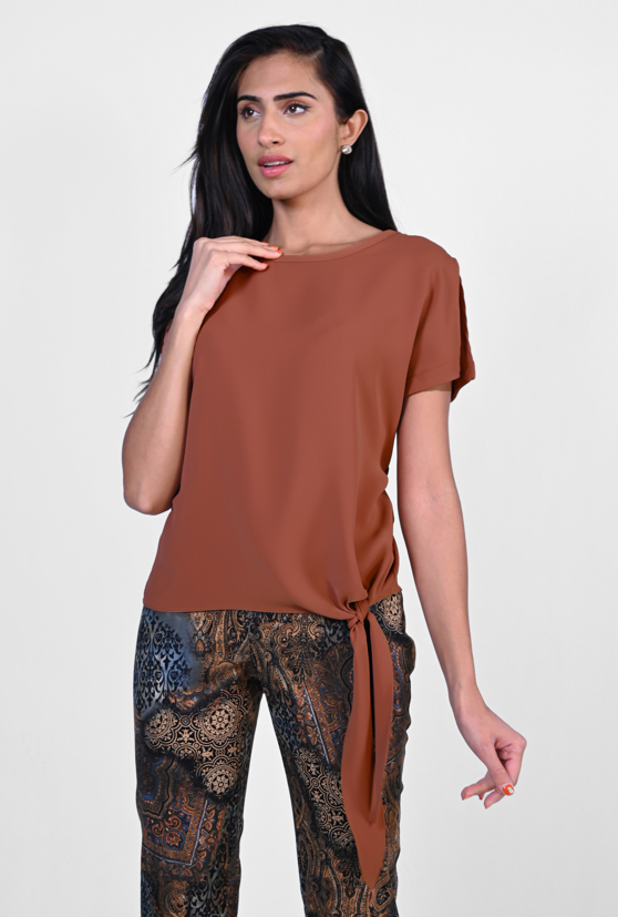 Frank Lyman - 181224 - Side Tie Top - Whiskey