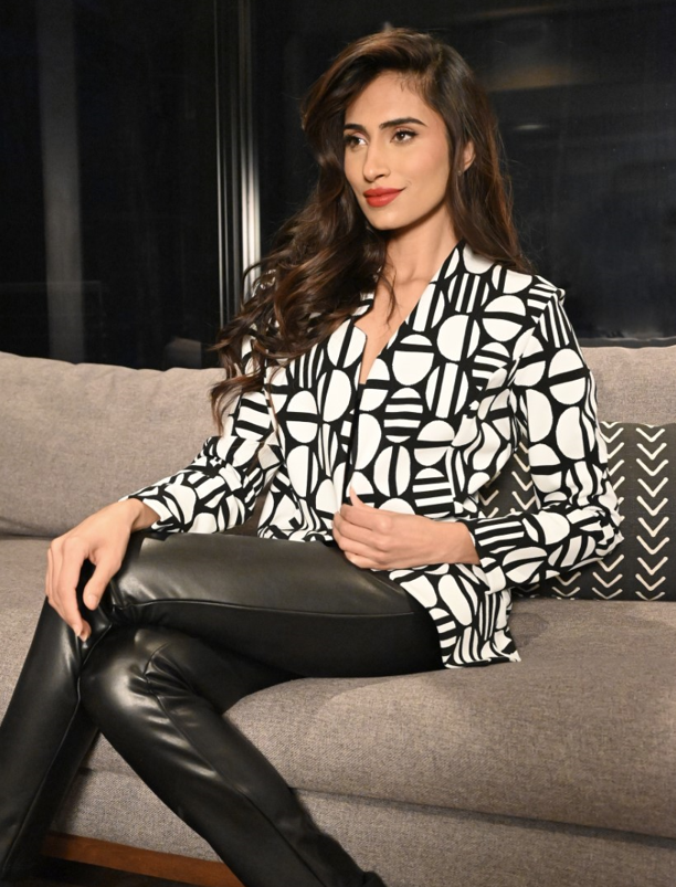 Frank Lyman - 223246 -  Black and White Blazer
