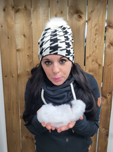 Load image into Gallery viewer, Hat - Merino Wool Hat/Toque with Detachable Faux Fur Pom - Caylee/White Faux Pom
