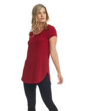 Load image into Gallery viewer, Modes Gitane - T55 - Longline Top Curved Hemline - Red
