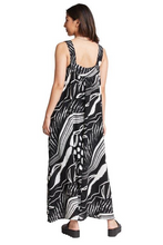Load image into Gallery viewer, CompliK - 33008 - Maxi Dress - Black And White
